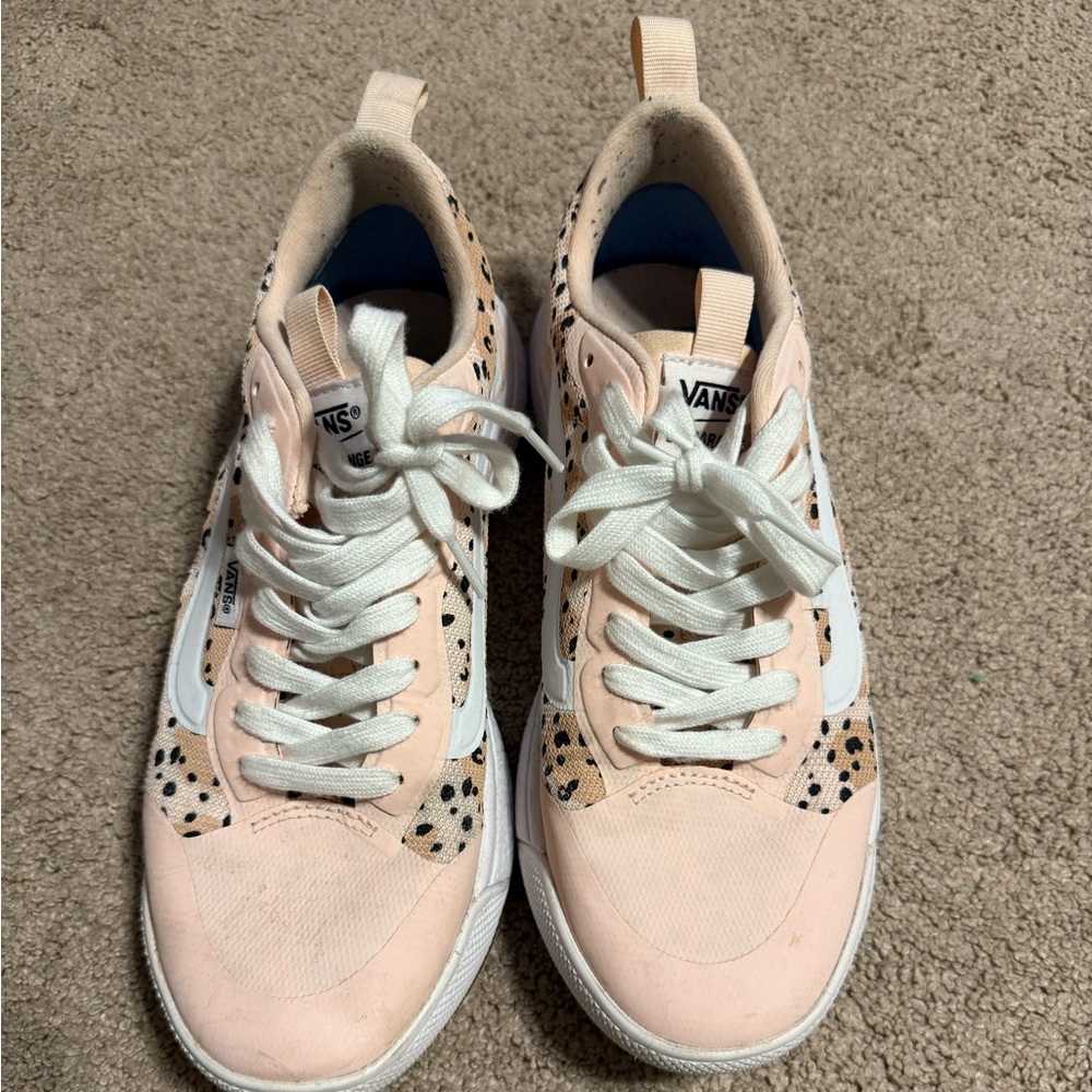 Size 8 - comfy Cush pale pink leopard vans - barely used